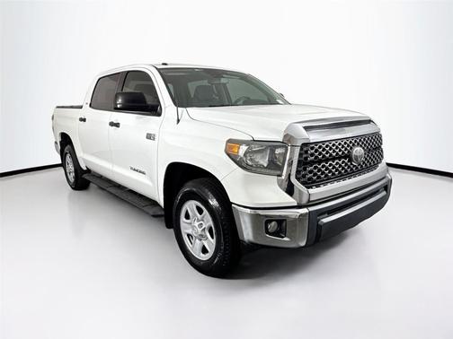 2018 Toyota Tundra SR5