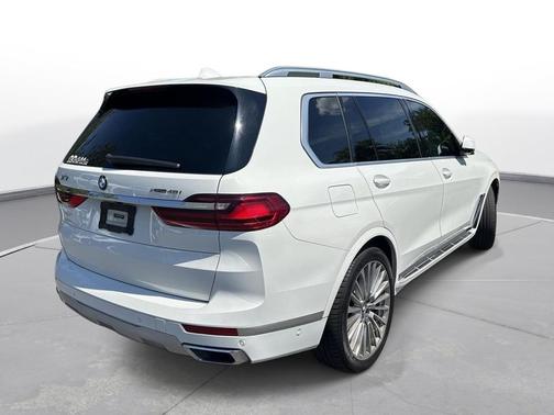 Alpine White 2021 BMW X7 xDrive40i