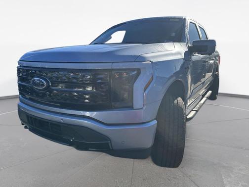 2022 Ford F-150 Lightning Platinum
