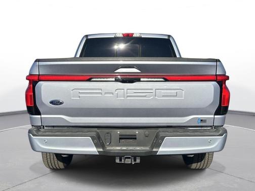 2022 Ford F-150 Lightning Platinum