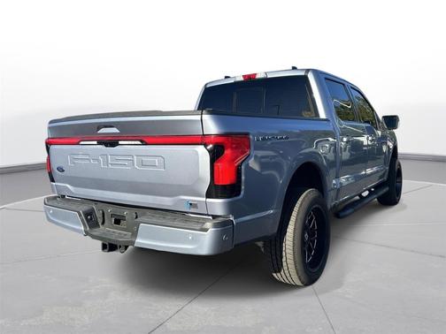 2022 Ford F-150 Lightning Platinum