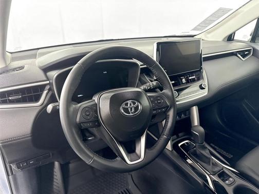 Celestite 2025 Toyota Corolla Cross XLE