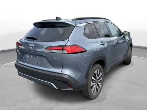 Celestite 2025 Toyota Corolla Cross XLE
