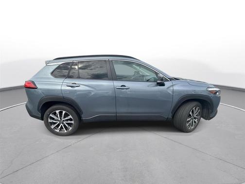 Celestite 2025 Toyota Corolla Cross XLE