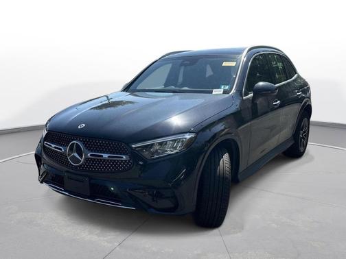 Black 2026 Mercedes-Benz GLC 300 4MATIC