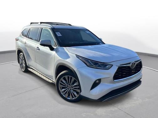 2024 Toyota Highlander Platinum