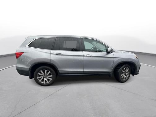 Lunar Silver Metallic 2019 Honda Pilot EX-L