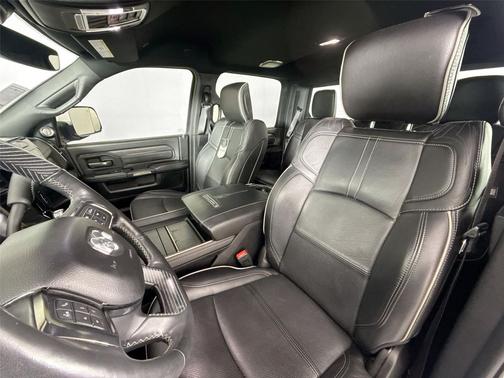 2019 RAM 2500 Limited Crew Cab 4x4 6'4' Box