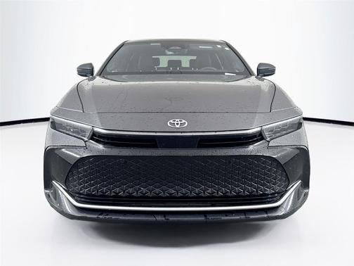 2024 Toyota Crown Limited
