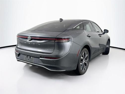 2024 Toyota Crown Limited
