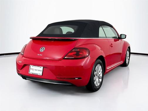 2019 Volkswagen Beetle 2.0T SE