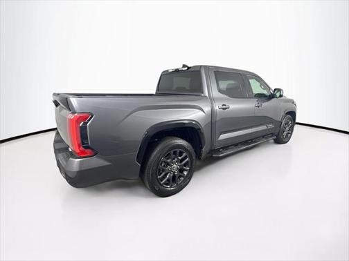 2022 Toyota Tundra Platinum