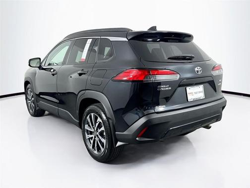 2025 Toyota Corolla Cross XLE