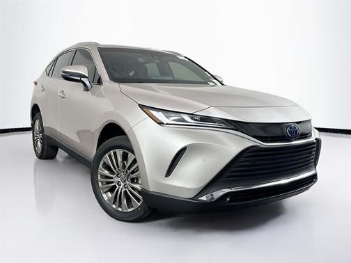 2022 Toyota Venza XLE