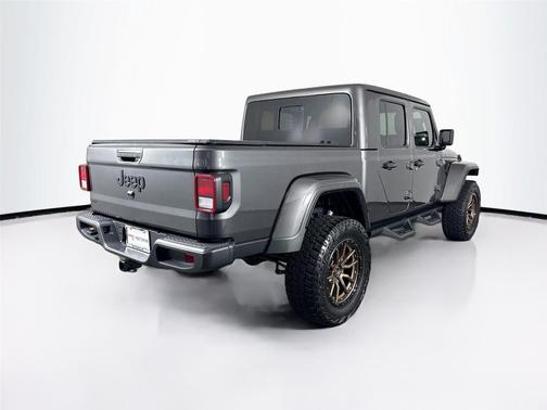 Granite Crystal Metallic Clearcoat 2025 Jeep Gladiator Nighthawk