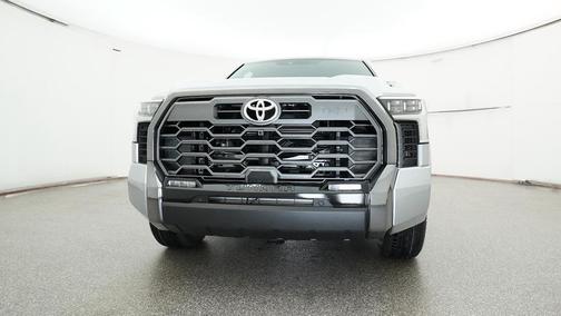 2025 Toyota Tundra Hybrid Platinum
