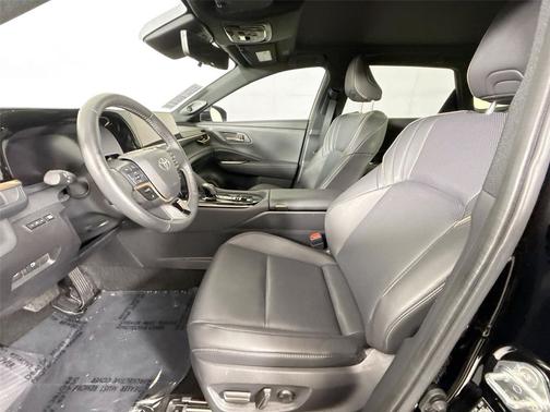 2025 Toyota Crown Signia Limited