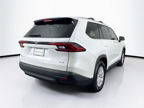 2025 Toyota Grand Highlander Hybrid XLE