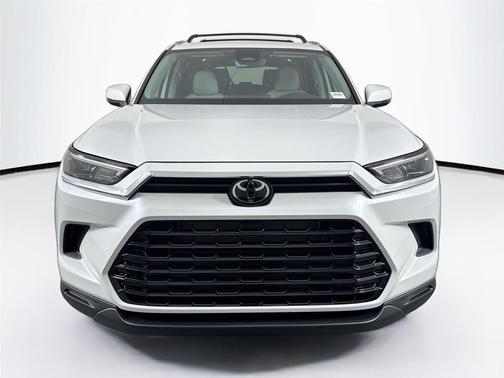 2025 Toyota Grand Highlander Hybrid XLE