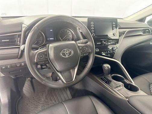 Celestial Silver Metallic 2023 Toyota Camry SE