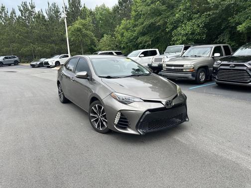 Falcon Gray Metallic 2017 Toyota Corolla SE