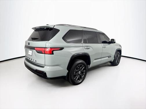 2024 Toyota Sequoia Platinum