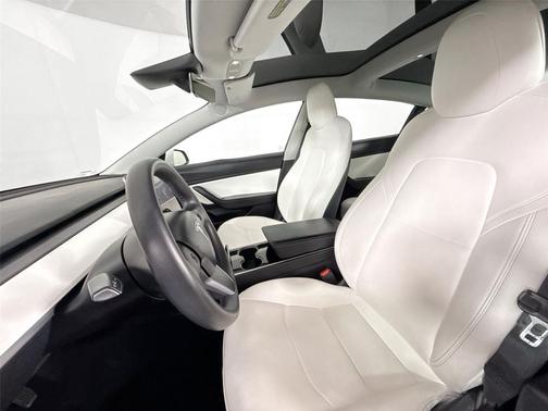 Pearl White Multi-Coat 2020 Tesla Model 3 Long Range