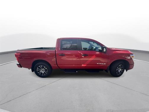 Red Alert 2022 Nissan Titan SV