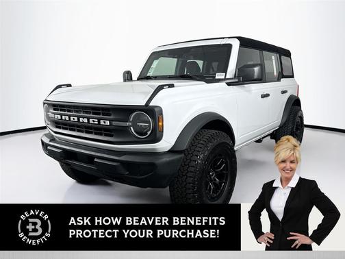 Oxford White 2025 Ford Bronco Base