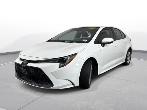 White 2022 Toyota Corolla LE