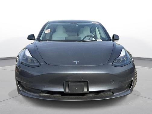 Midnight Silver Metallic 2023 Tesla Model 3 Standard Range