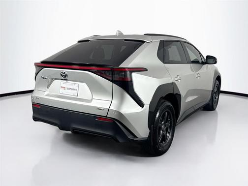 2024 Toyota bZ4X XLE