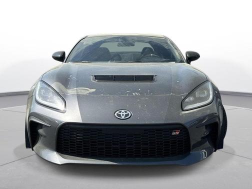 Pavement 2023 Toyota GR86 Premium