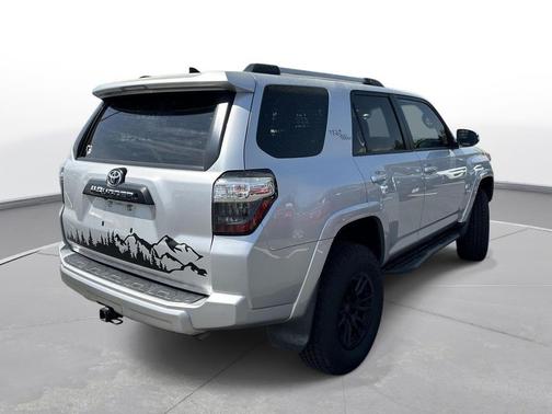 Magnetic Gray Metallic 2018 Toyota 4Runner TRD Off Road Premium