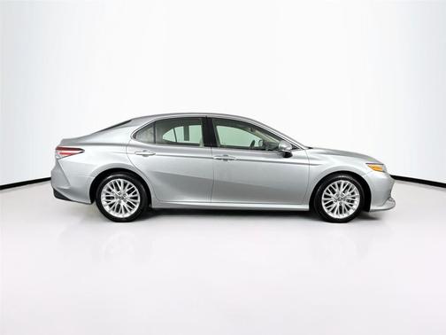 2018 Toyota Camry XLE