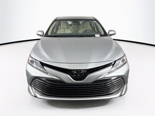 2018 Toyota Camry XLE
