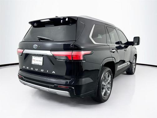 2023 Toyota Sequoia Capstone