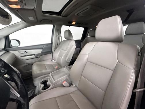 Modern Steel Metallic 2015 Honda Odyssey EX-L