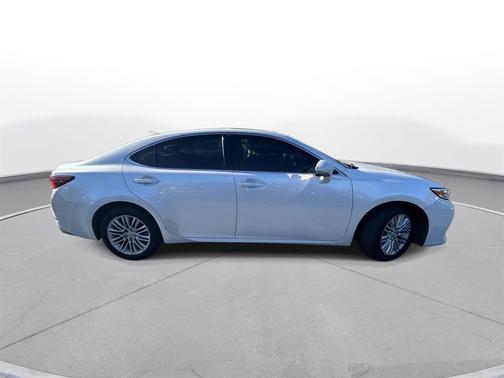 2016 Lexus ES 350 Base