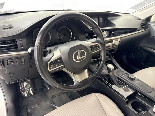 2016 Lexus ES 350 Base