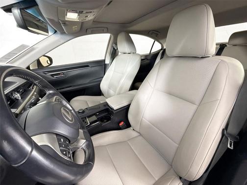 2016 Lexus ES 350 Base