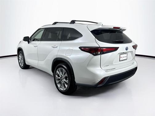 2024 Toyota Highlander Hybrid Limited