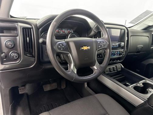 Summit White 2017 Chevrolet Silverado 1500 2LT