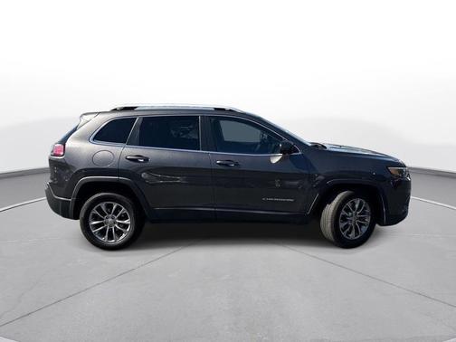 Granite Crystal Metallic Clearcoat 2019 Jeep Cherokee Latitude Plus