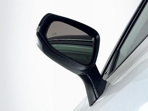 2025 Toyota Highlander Hybrid XLE