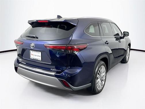 Blueprint 2024 Toyota Highlander Platinum