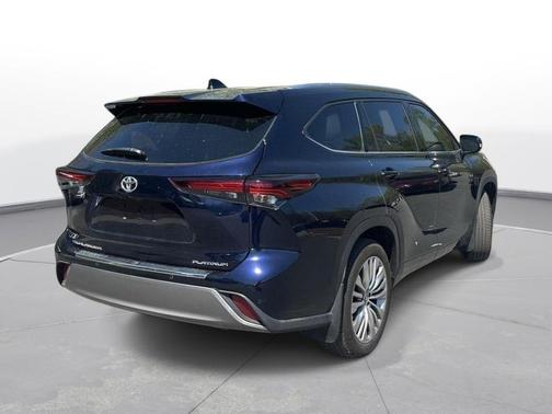 Blueprint 2024 Toyota Highlander Platinum