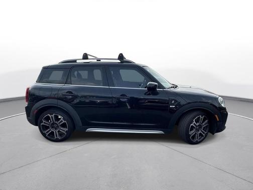 2022 MINI Countryman Cooper S