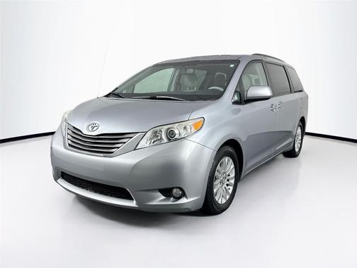 2014 Toyota Sienna XLE