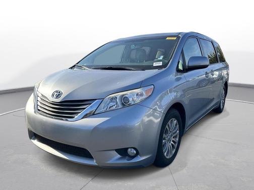 2014 Toyota Sienna XLE